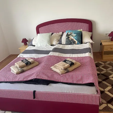 Valentina Apartment Balatonmariafurdo